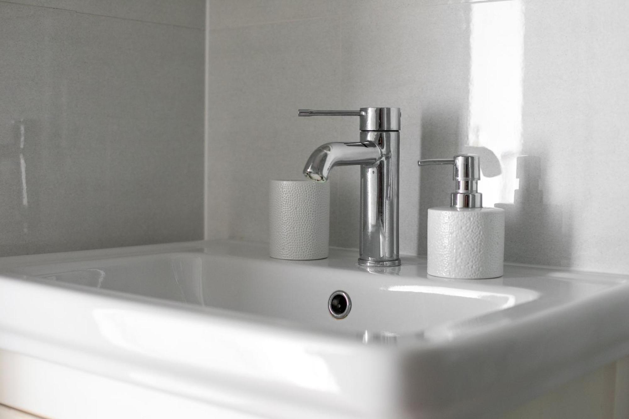 Ancora Faros Apartment Стари Град Стая снимка